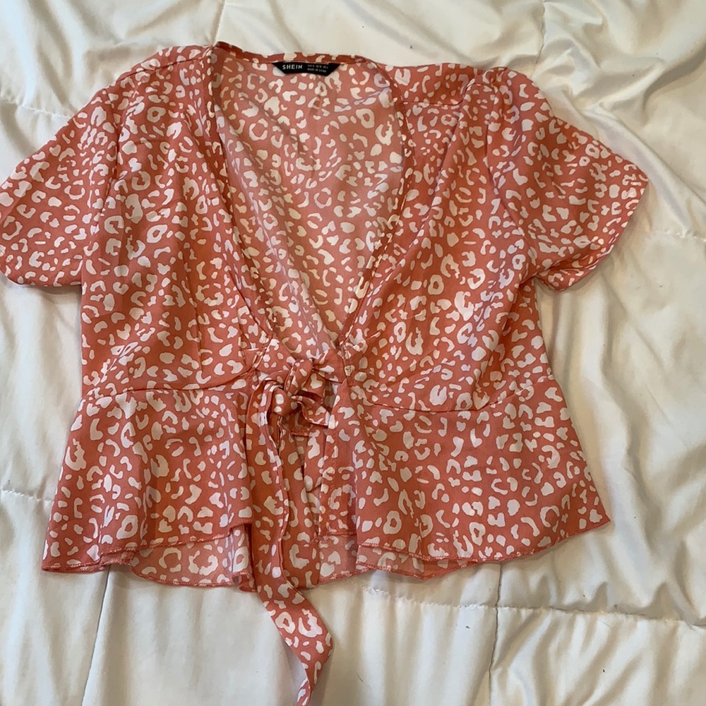Tie crop top